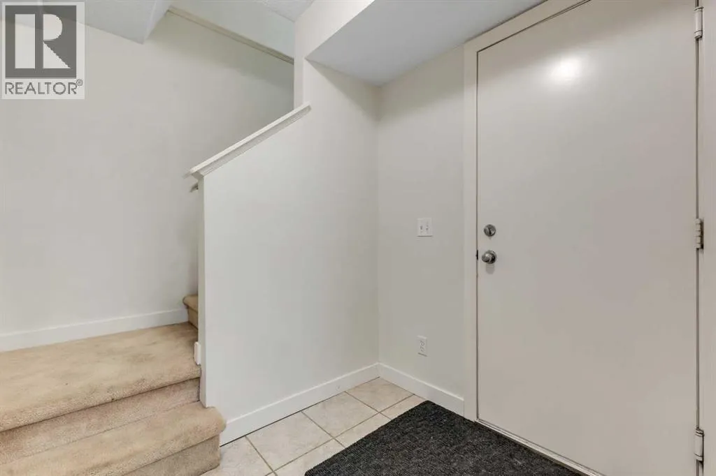 9 Sandarac Way NW