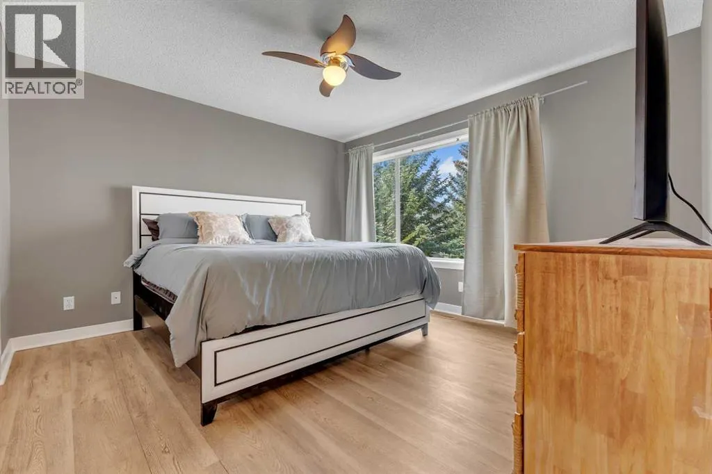 9 Sandarac Way NW
