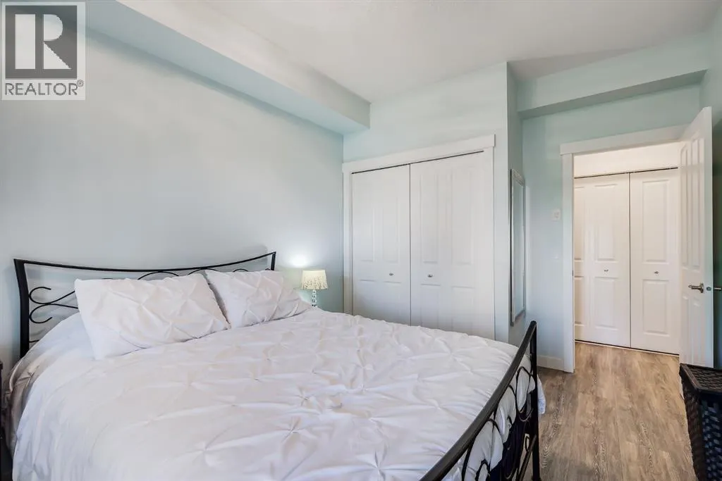 2312, 4 Kingsland Close SE