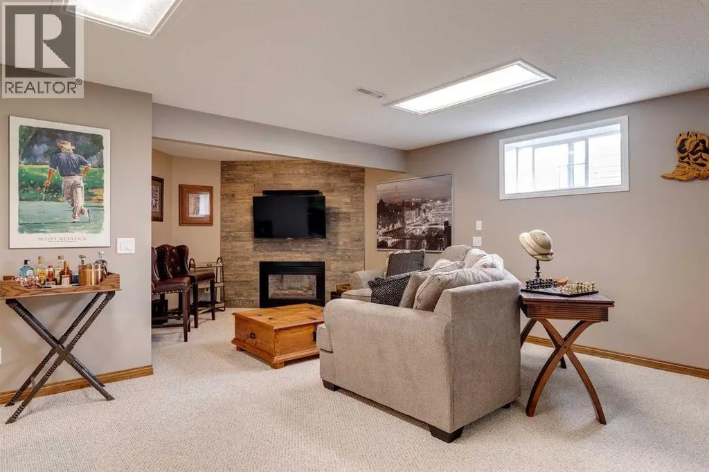 143 Westridge Close