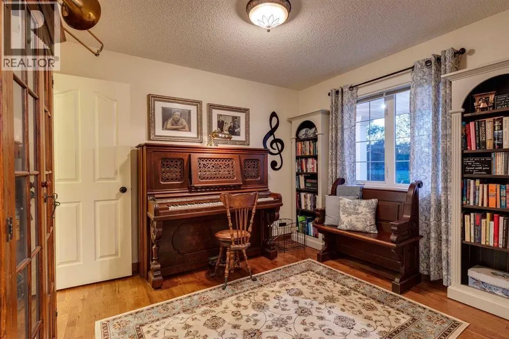 143 Westridge Close