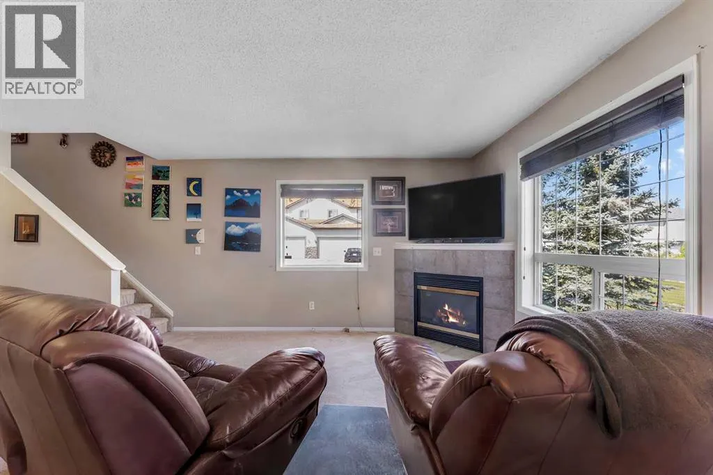 23, 156 Canoe Drive SW