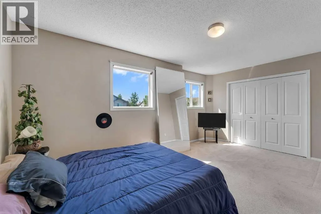 23, 156 Canoe Drive SW
