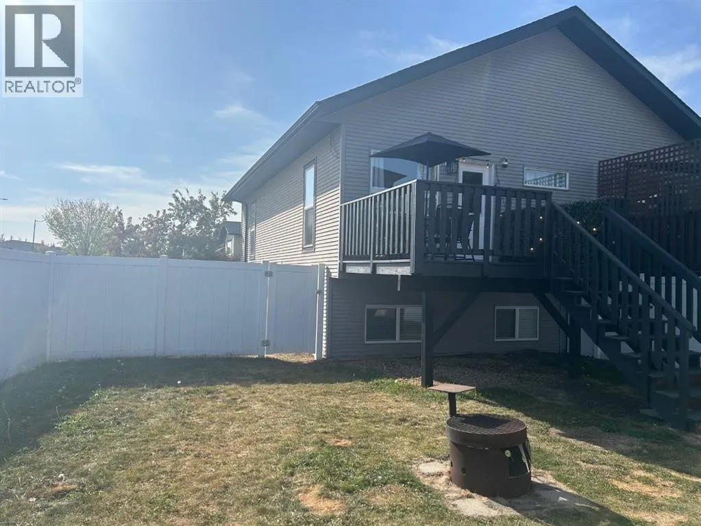 144 Henderson Crescent