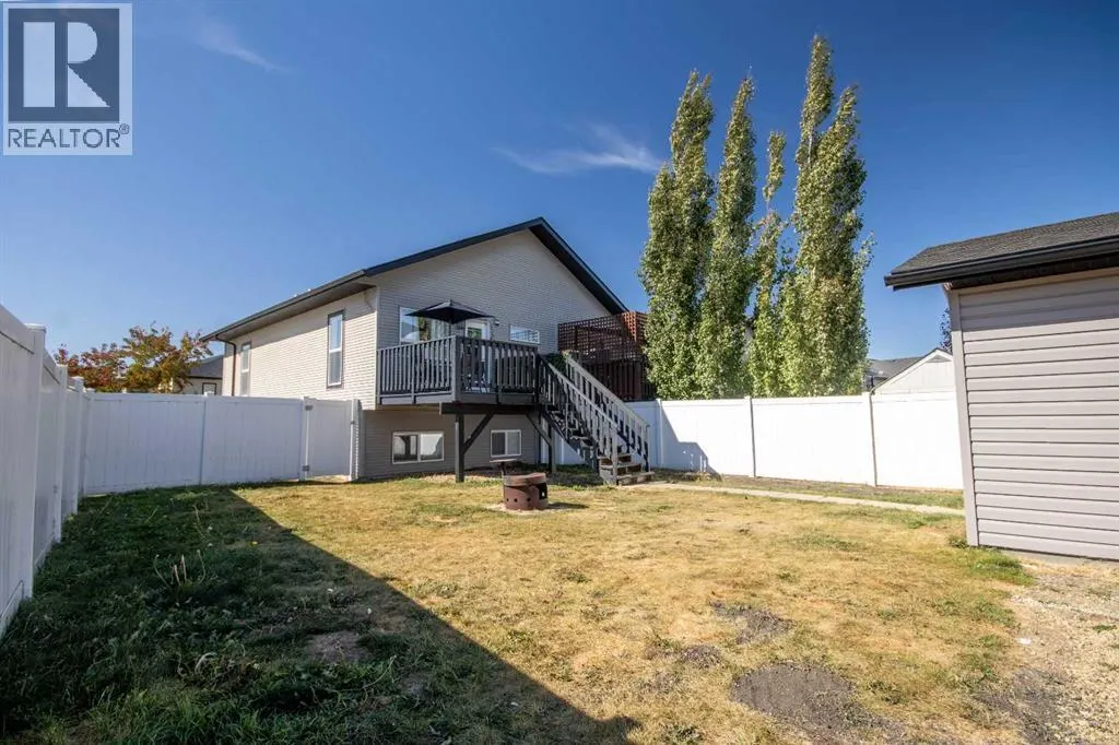 144 Henderson Crescent