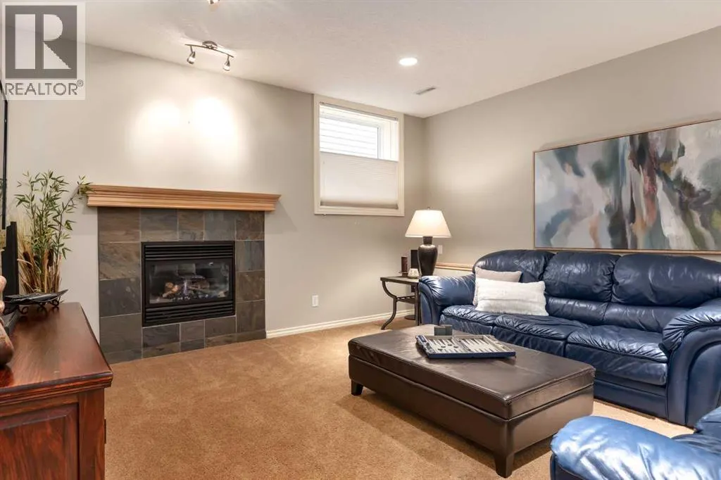 230 Discovery Place SW
