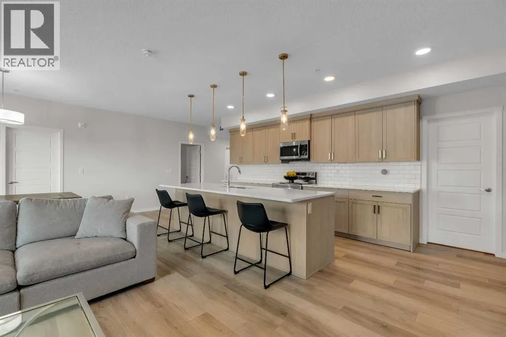 302, 40 Carrington Plaza NW