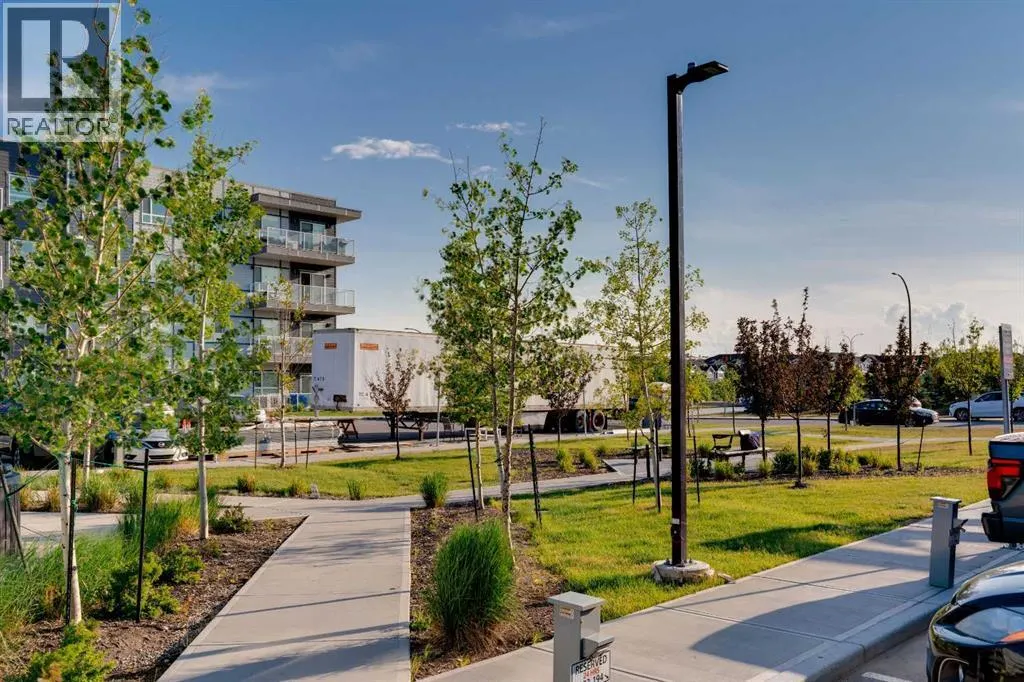 302, 40 Carrington Plaza NW