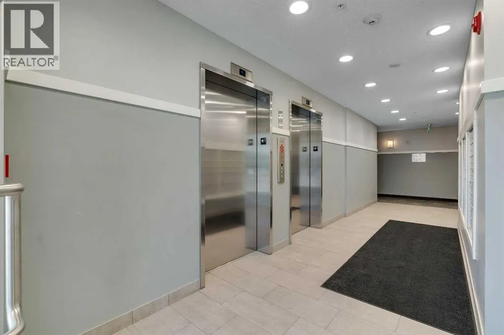 302, 40 Carrington Plaza NW