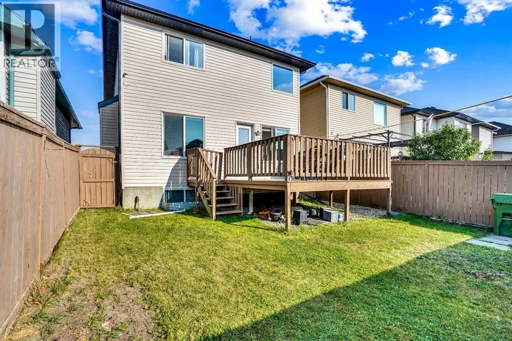 151 Saddlehorn Close NE