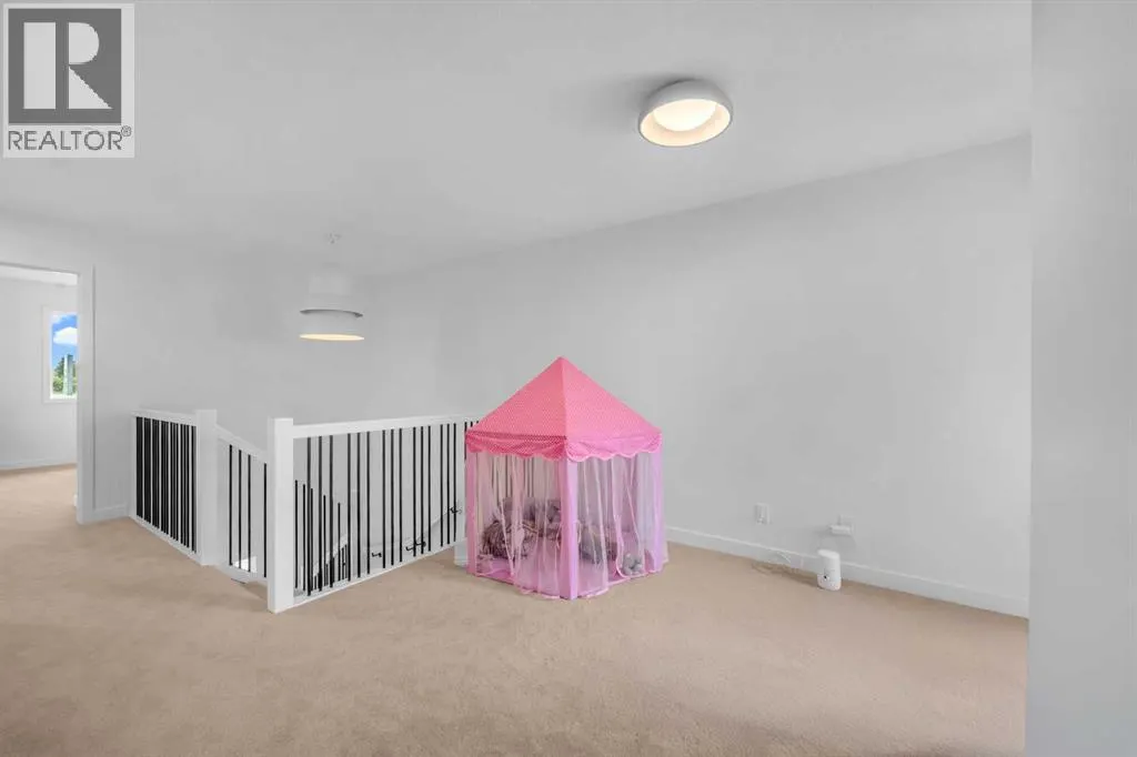 288 Sora Terrace SE