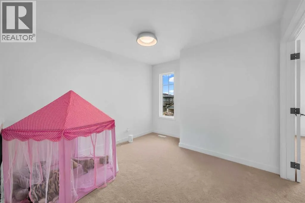 288 Sora Terrace SE