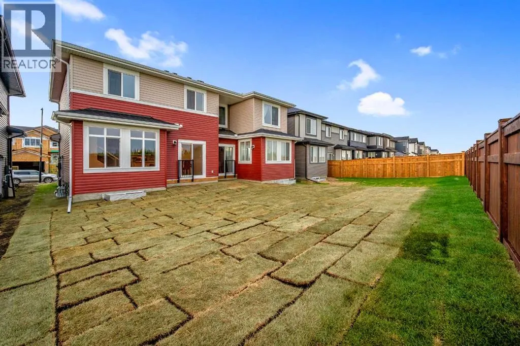 288 Sora Terrace SE