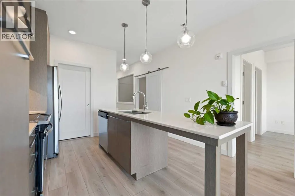1404, 76 cornerstone Passage NE