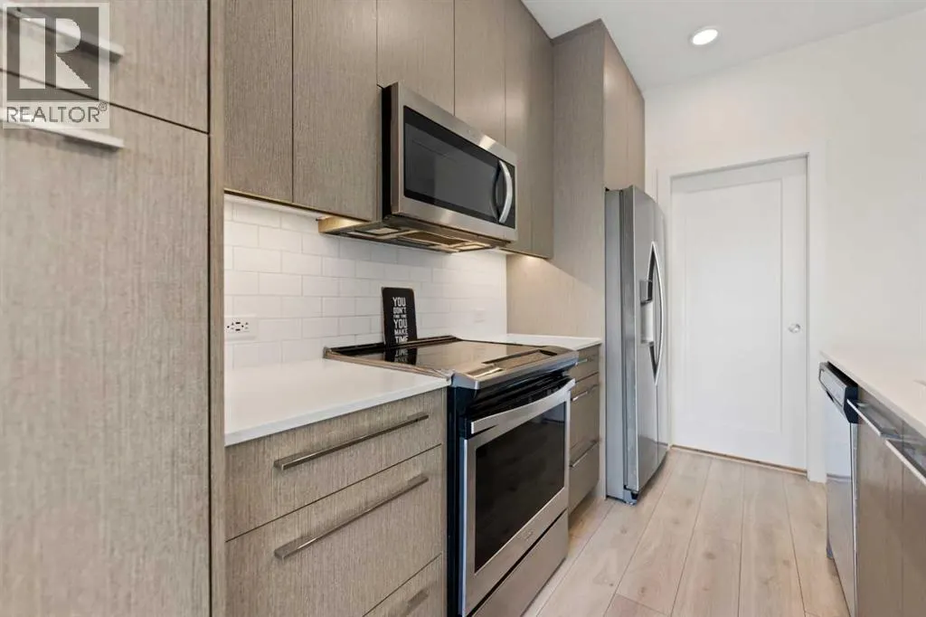 1404, 76 cornerstone Passage NE