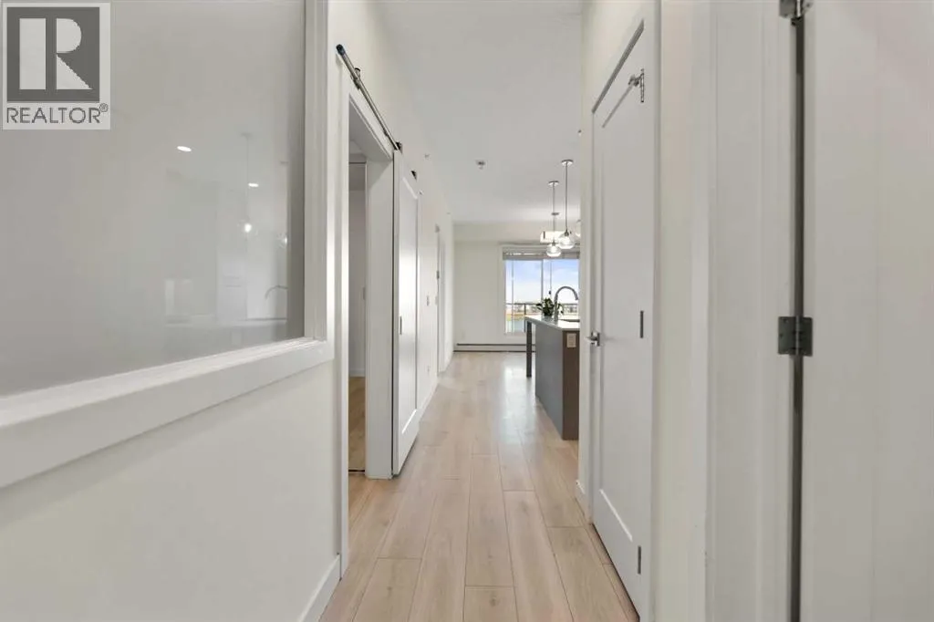 1404, 76 cornerstone Passage NE