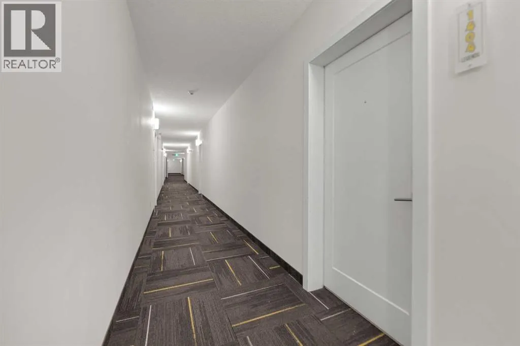 1404, 76 cornerstone Passage NE