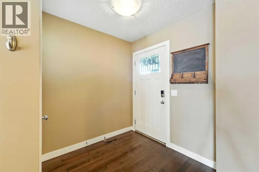 124 Kingsbridge Way SE
