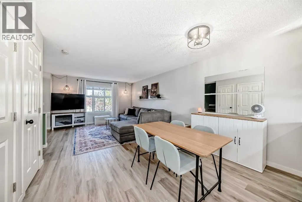 28 Sunset Road