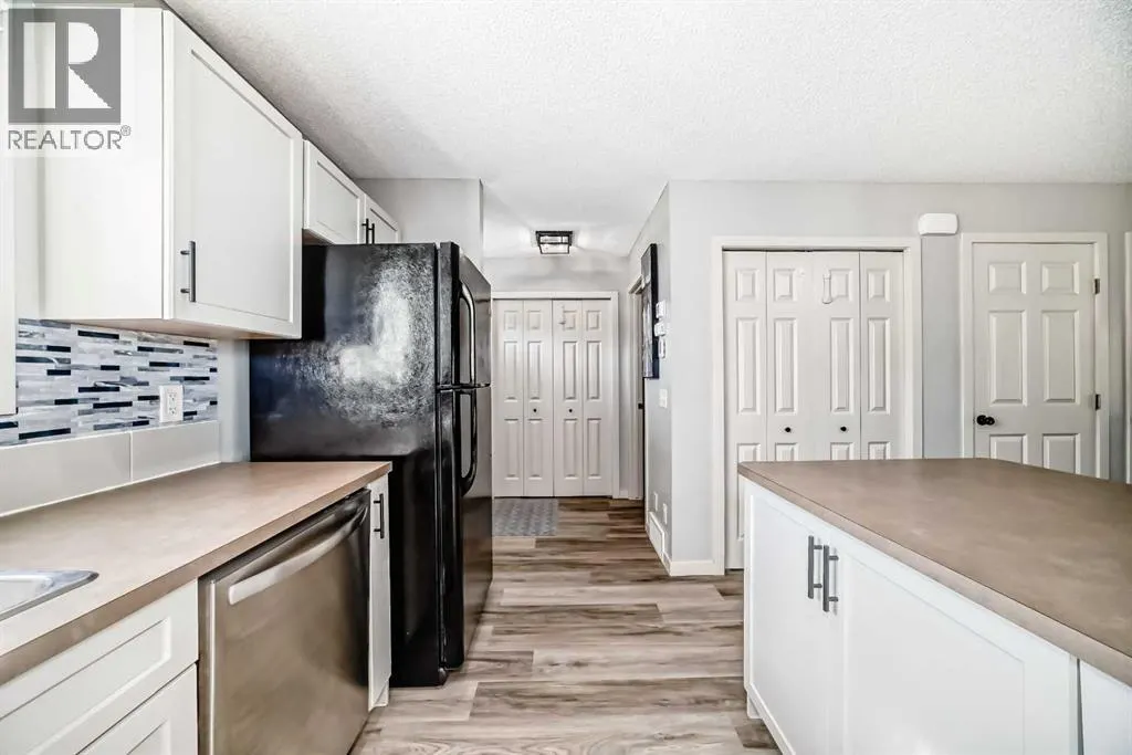 28 Sunset Road