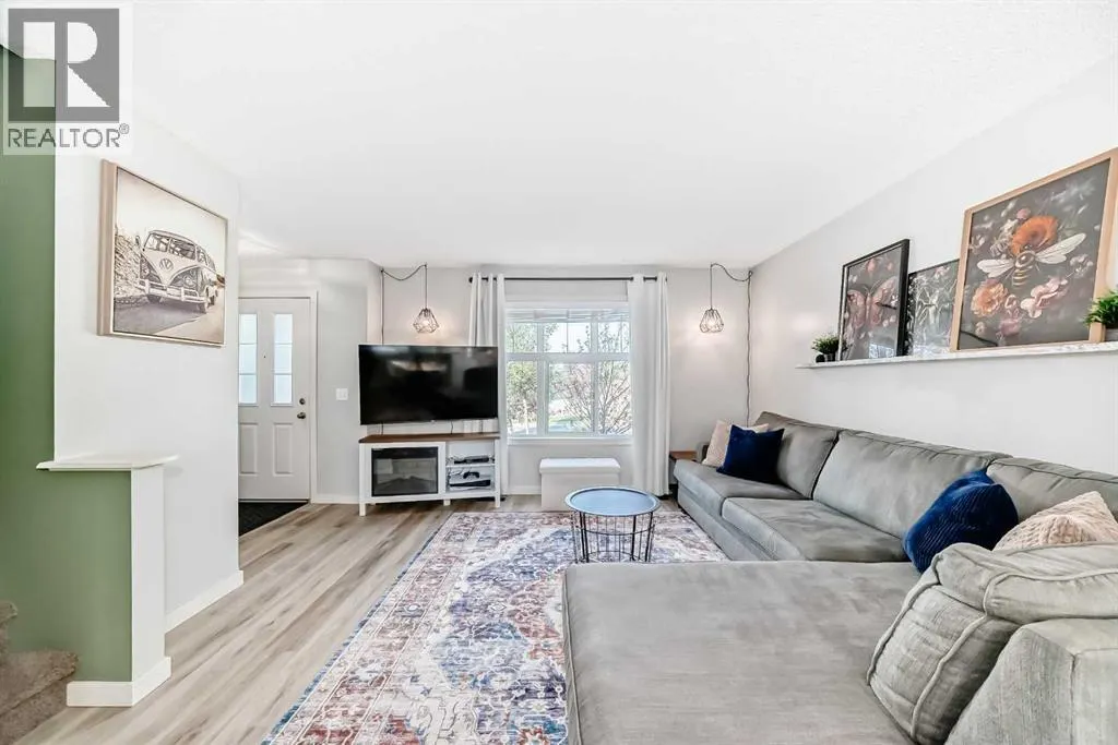 28 Sunset Road