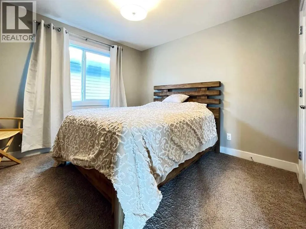 1271 Keystone Road W