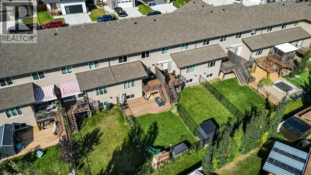 10 Poplar Ridge Close