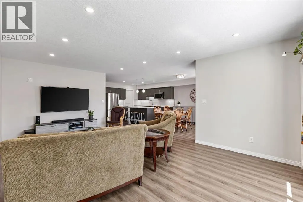 10 Poplar Ridge Close