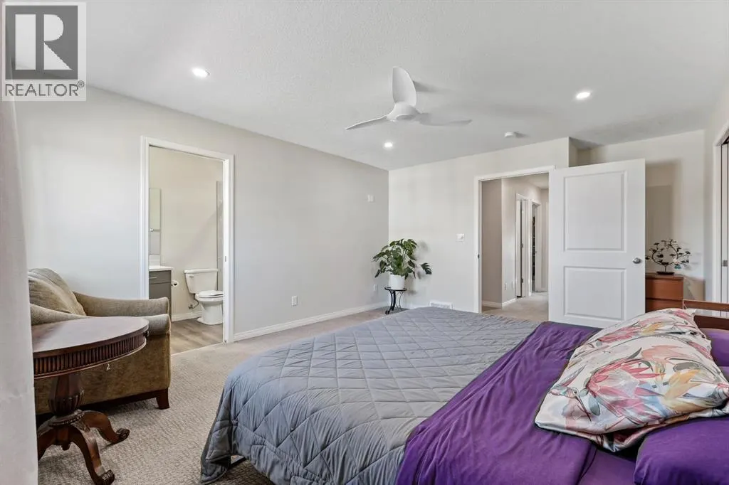 10 Poplar Ridge Close