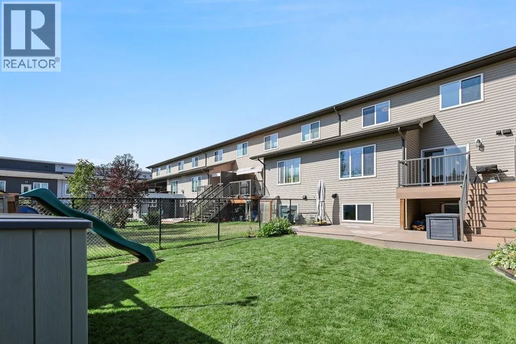 10 Poplar Ridge Close