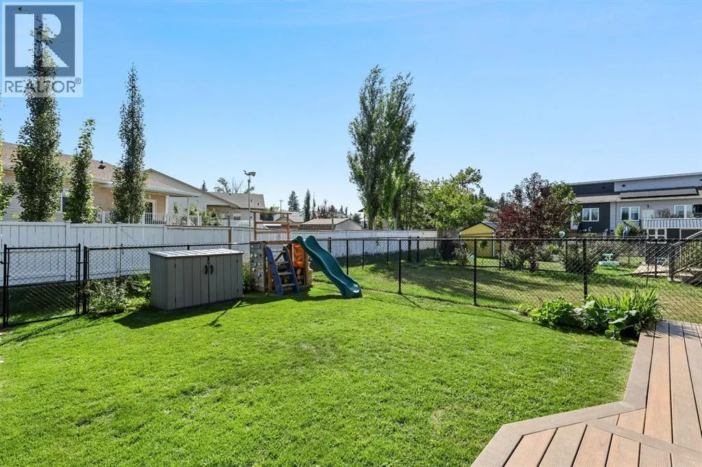 10 Poplar Ridge Close
