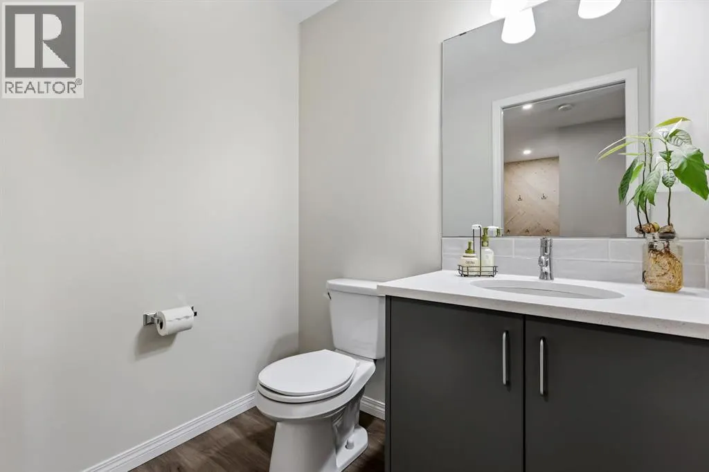 10 Poplar Ridge Close