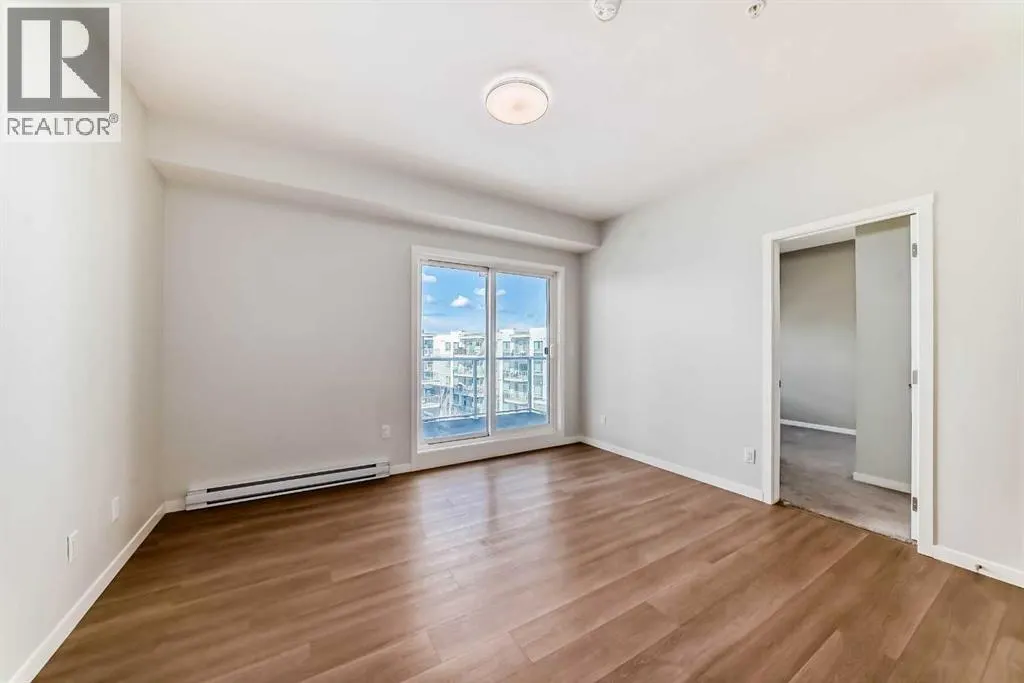 1403, 220 Seton Grove SE