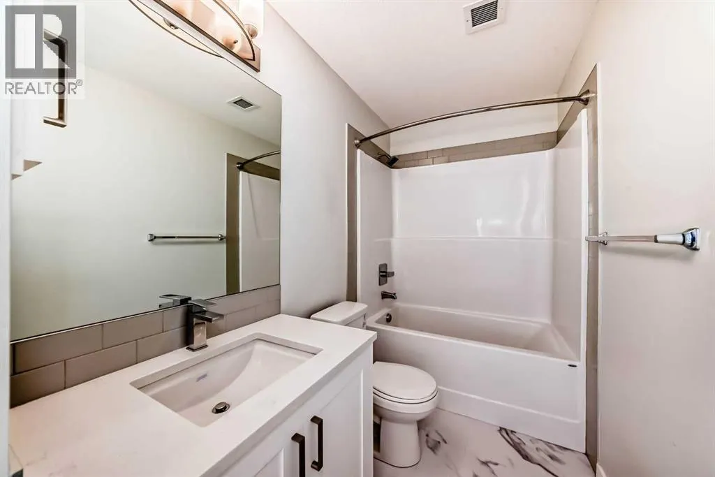 1403, 220 Seton Grove SE