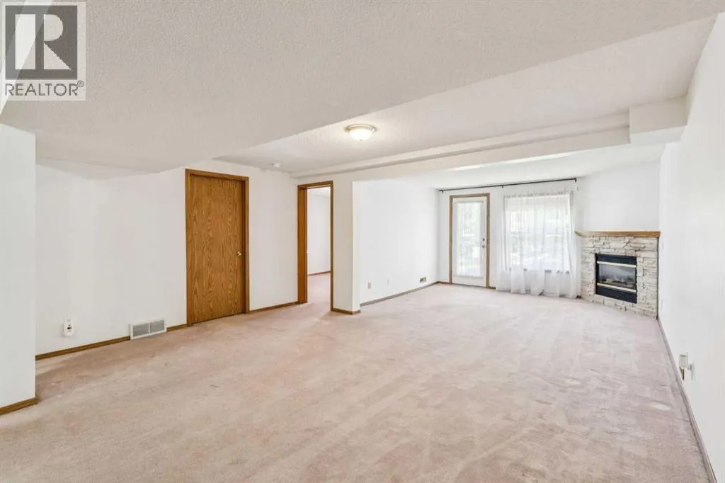 38 Somervale Point SW
