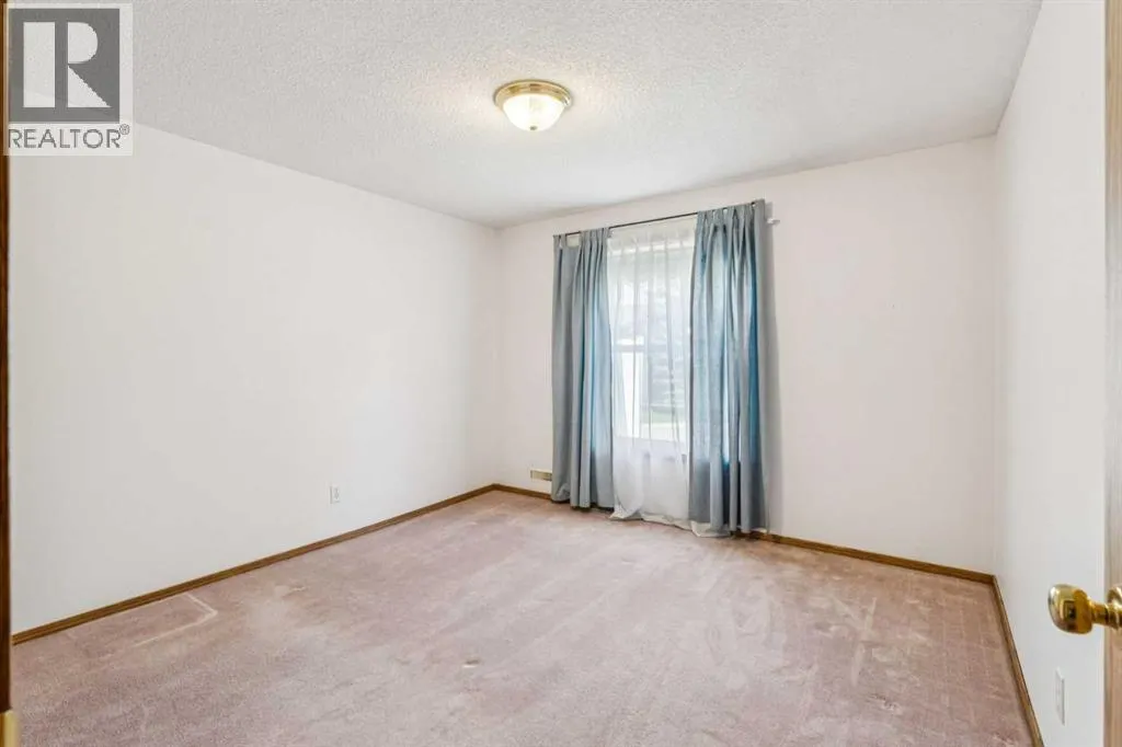 38 Somervale Point SW