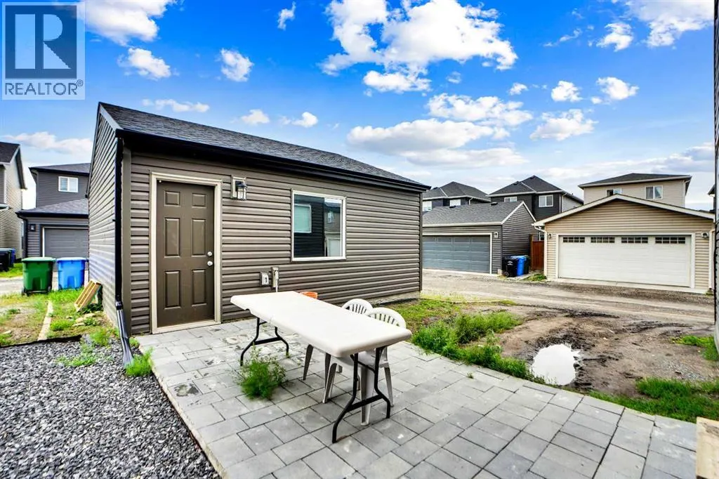 21 Legacy Glen Place SE