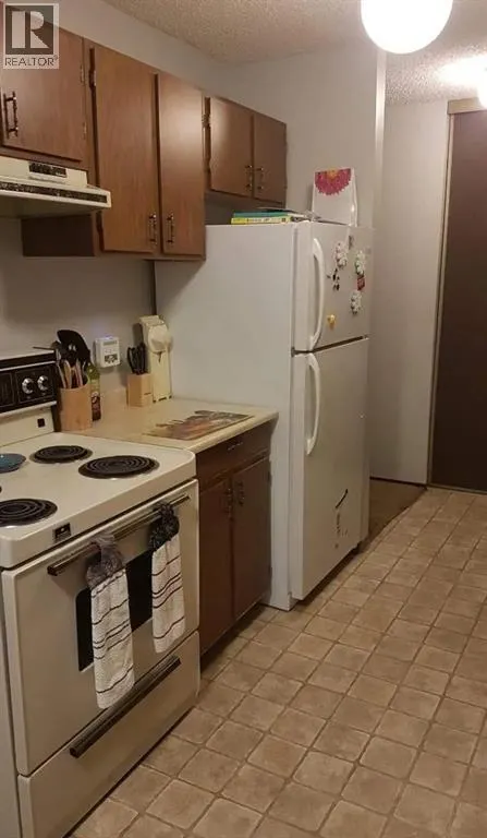 308, 420 Columbia Boulevard W