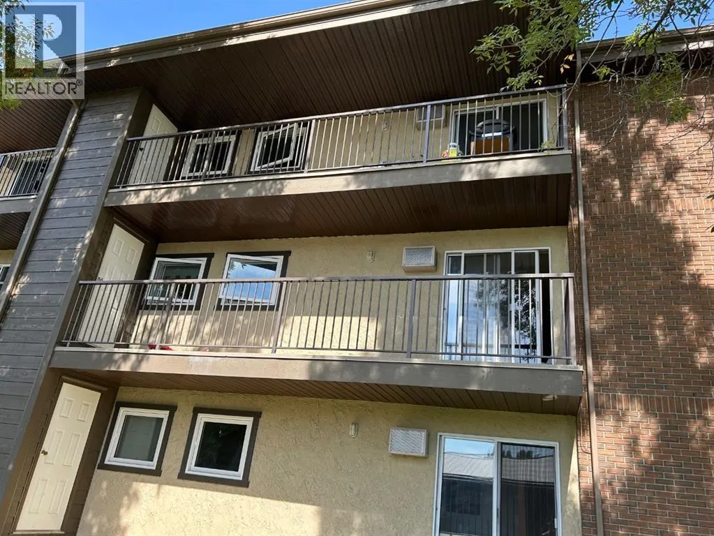 308, 420 Columbia Boulevard W