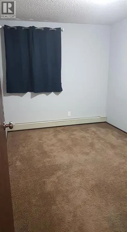 308, 420 Columbia Boulevard W