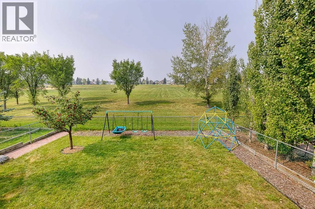 7242 Laguna Way NE