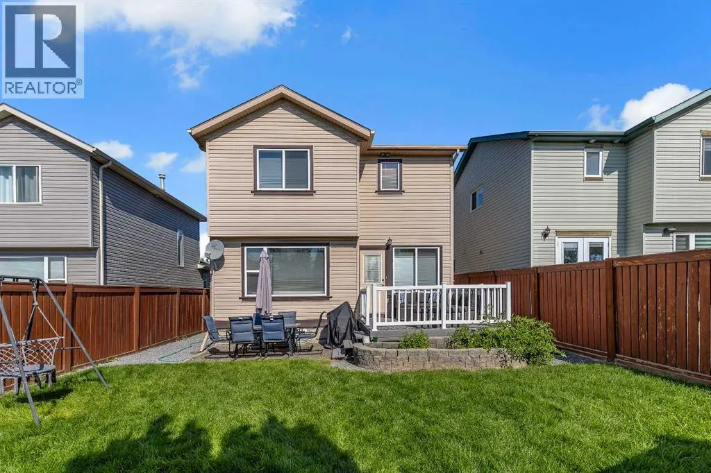 164 Covepark Close NE