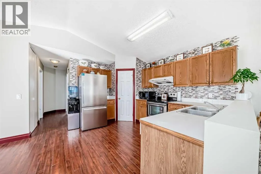 55 Applemead Court SE