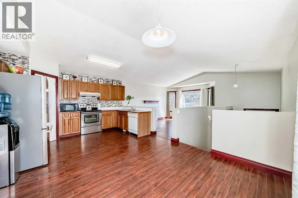 55 Applemead Court SE