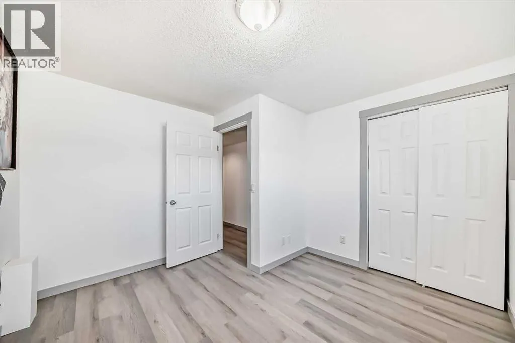 55 Applemead Court SE
