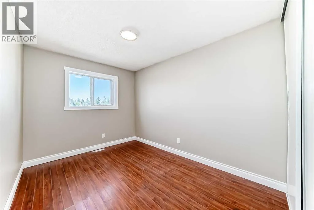 55 Applemead Court SE