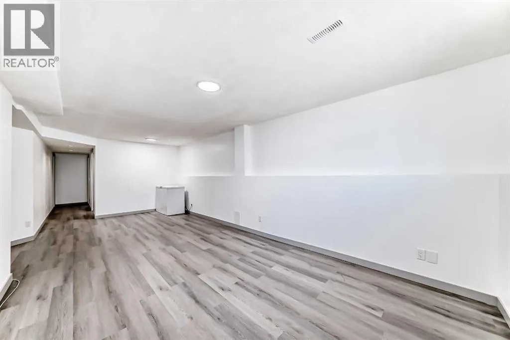 55 Applemead Court SE