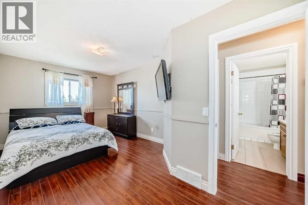 55 Applemead Court SE