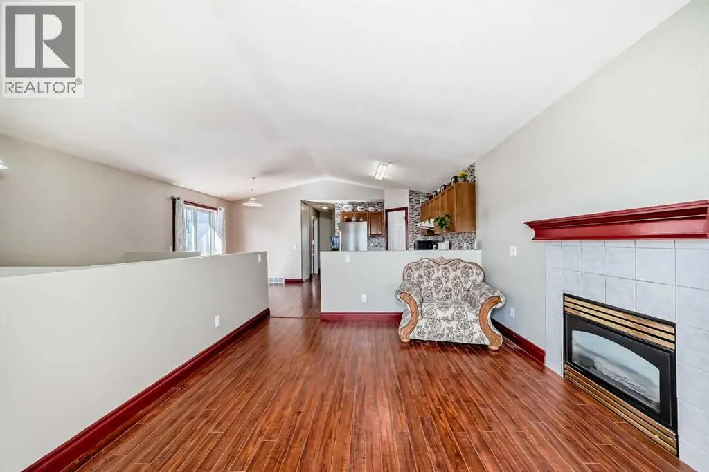 55 Applemead Court SE