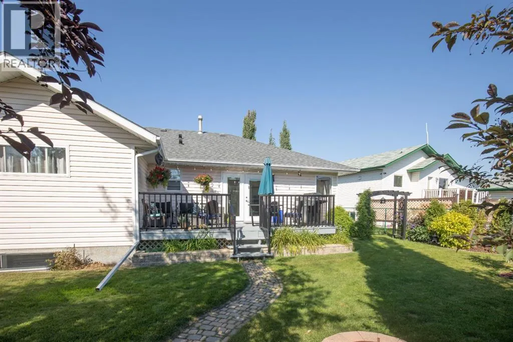 96 Lamont Close